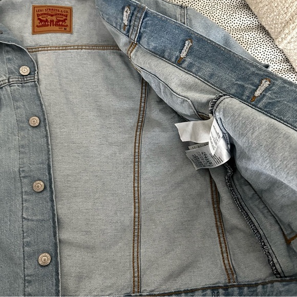Levi’s Boyfriend Demin Jacket Size Medium - Picture 7 of 8